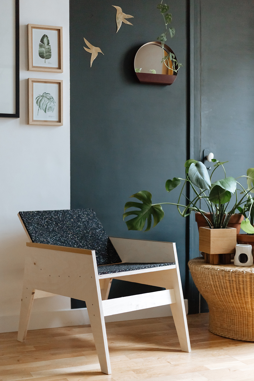 Découvrez comment réaliser un fauteuil design en bois et laiton, un make it imaginé pour Leroy Merlin par le Studio ADC pour vos intérieurs ou vos jardins.